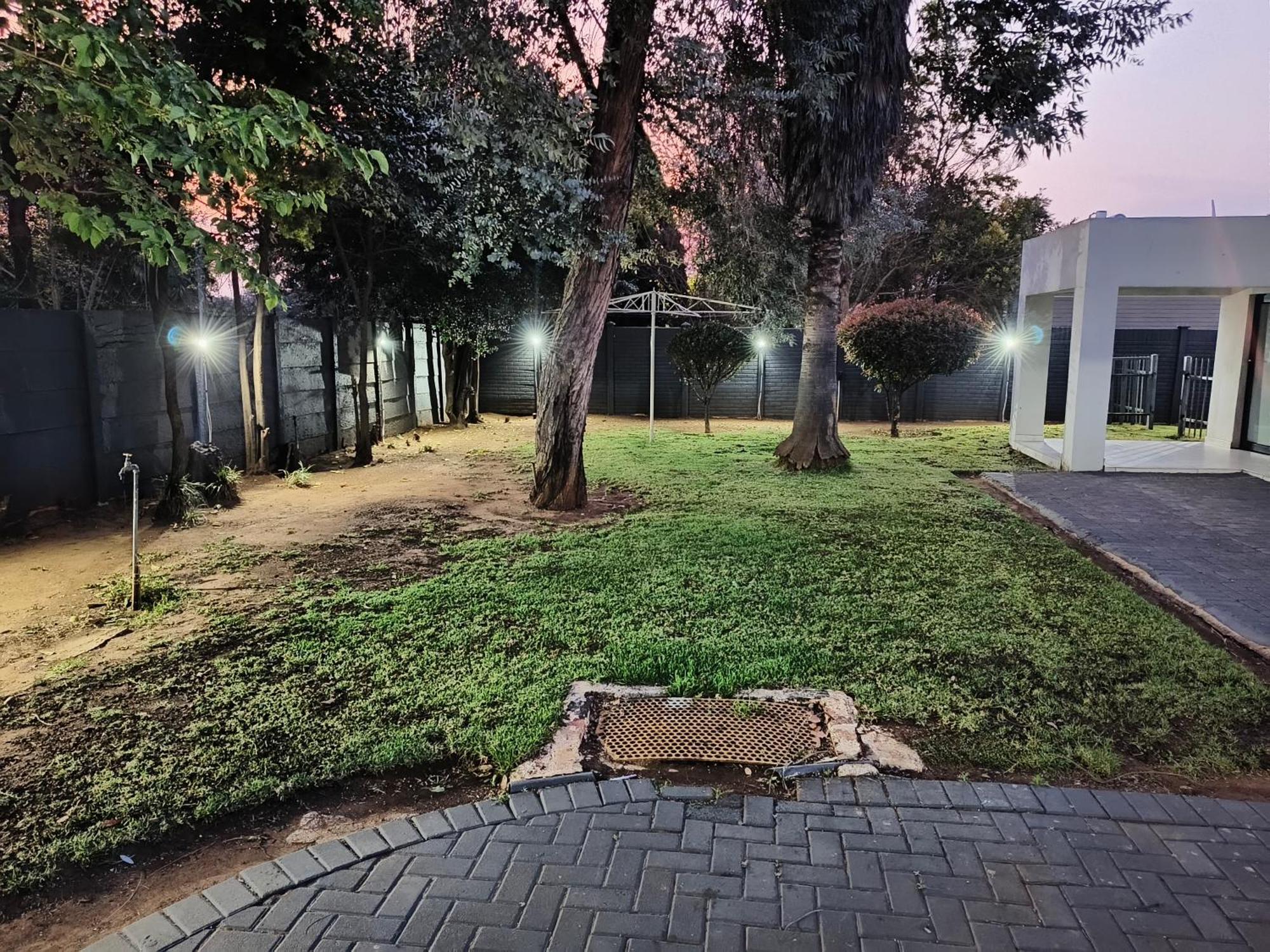 In Town Vaal Apartment Vereeniging Exterior foto